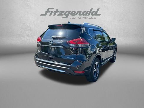 Used 2017 Nissan Rogue SL w/ SL Premium Package AWD/4WD image 8