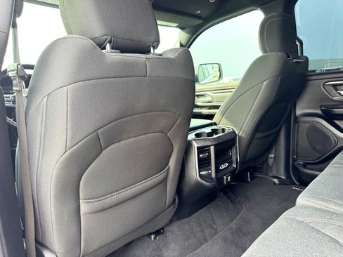 Used 2019 RAM 1500 Big Horn RWD image 17