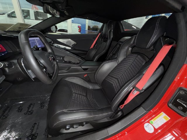 Used 2022 Chevrolet Corvette Stingray Preferred Conv w/ Z51 Performance Package RWD image 31