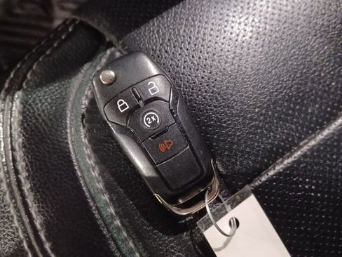 Used 2018 Ford F250 Lariat w/ Chrome Package image 10