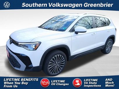 New 2025 Volkswagen Taos SE