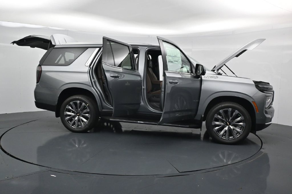 New 2026 Chevrolet Tahoe High Country w/ Sun And Tow Package RWD image 42