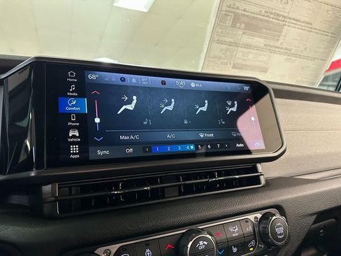 New 2026 Jeep Wrangler Sport S image 23