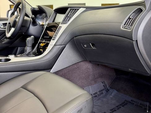 Used 2020 INFINITI Q50 Luxe image 12