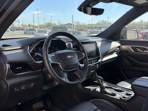 Used 2023 Chevrolet Traverse Premier AWD/4WD image 13