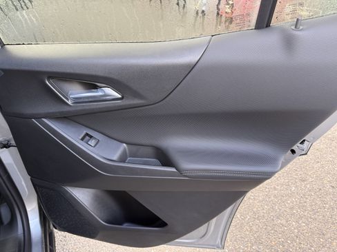 New 2026 Chevrolet Equinox LT image 11