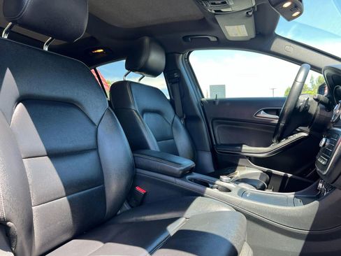 Used 2016 Mercedes-Benz GLA 250 4MATIC image 22