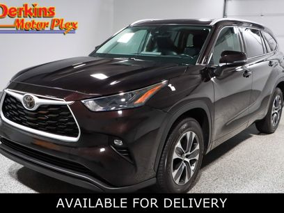 Used 2022 Toyota Highlander XLE