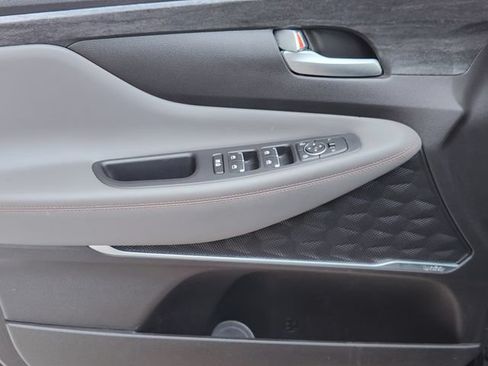 Used 2020 Hyundai Santa Fe SEL FWD image 18