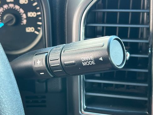 Used 2019 Ford F150 XLT image 22