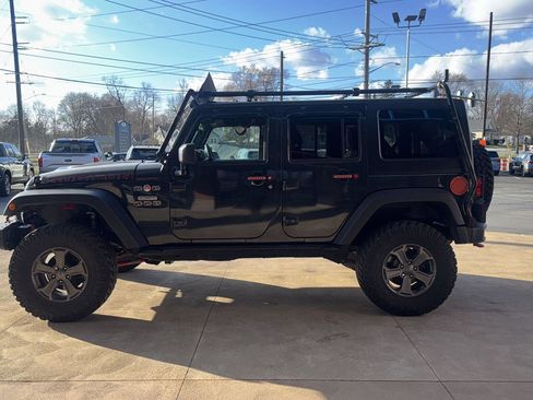 Used 2017 Jeep Wrangler Unlimited Rubicon image 17