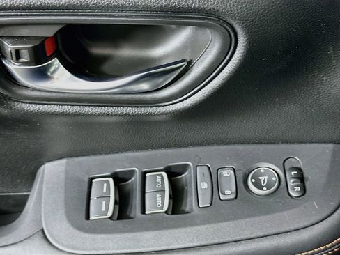 Used 2024 Honda HR-V Sport image 15