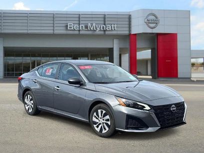 Certified 2025 Nissan Altima 2.5 S