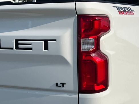 Used 2021 Chevrolet Silverado 1500 LT Trail Boss image 27