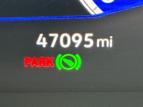 Used 2023 Volkswagen Jetta Sport image 17