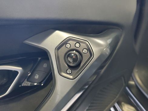 Used 2021 Lamborghini Huracan EVO image 25