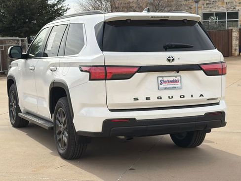 Used 2025 Toyota Sequoia SR5 AWD/4WD image 5