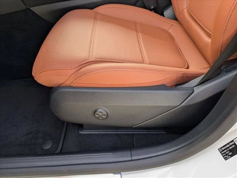 Certified 2026 Mercedes-Benz GLC 300 image 4