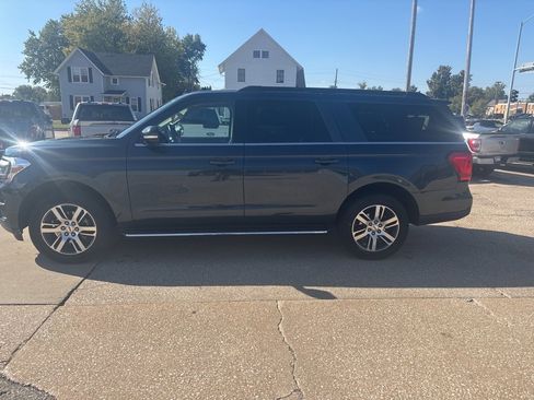 Used 2022 Ford Expedition Max XLT image 1