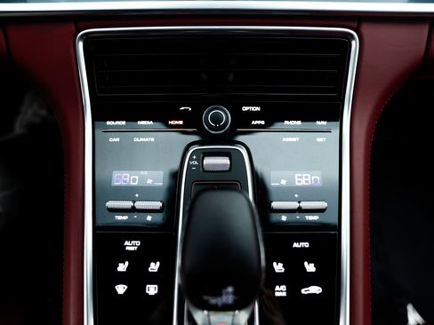 Used 2020 Porsche Panamera GTS w/ Premium Package Plus AWD/4WD image 23