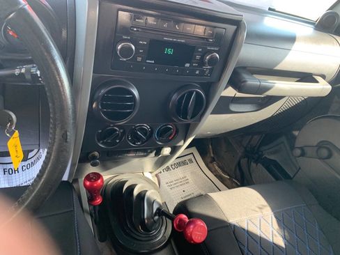 Used 2007 Jeep Wrangler X AWD/4WD image 19