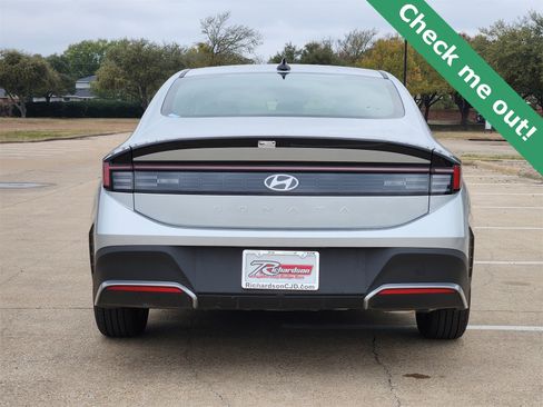 Used 2025 Hyundai Sonata SE image 5