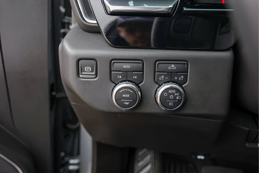Used 2024 GMC Sierra 1500 Elevation AWD/4WD image 17