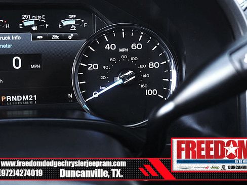 Used 2017 Ford F250 Platinum w/ Platinum Ultimate Package AWD/4WD image 33
