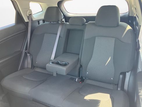 Used 2025 Kia Sportage LX FWD image 15