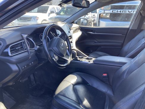 Used 2021 Toyota Camry XLE image 10