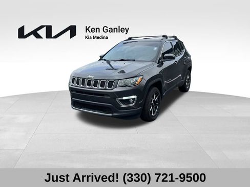 Used 2018 Jeep Compass Limited w/ Navigation Group AWD/4WD image 1