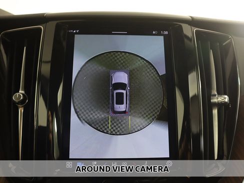 Used 2023 Volvo XC60 B5 Plus w/ Climate Package image 6