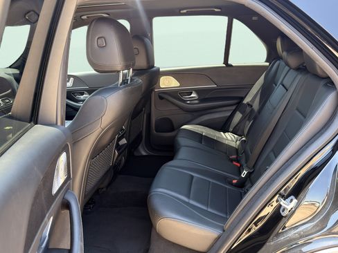 Used 2023 Mercedes-Benz GLE 450 4MATIC w/ Premium Package image 28