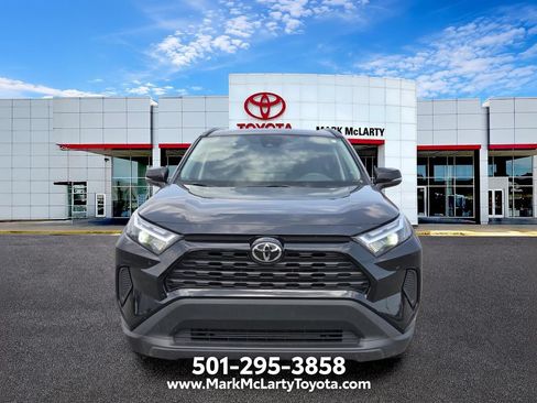 Used 2024 Toyota RAV4 XLE FWD image 8