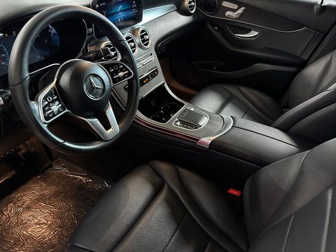 Used 2022 Mercedes-Benz GLC 300 image 10