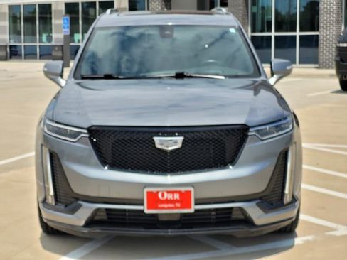 Used 2022 Cadillac XT6 Premium Luxury w/ Platinum Package AWD/4WD image 3