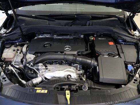 Used 2021 Mercedes-Benz GLA 250 4MATIC image 37