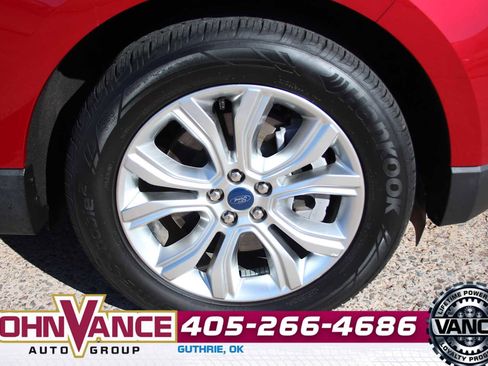 Used 2022 Ford Edge Titanium image 15