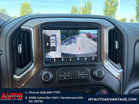 Used 2019 Chevrolet Silverado 1500 High Country w/ Technology Package AWD/4WD image 21