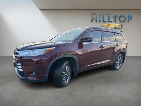 Used 2018 Toyota Highlander XLE image 13