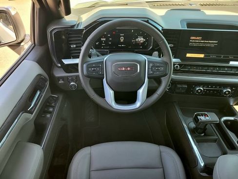 New 2026 GMC Canyon AT4 AWD/4WD image 12