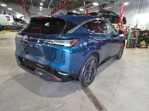 Used 2025 Nissan Murano Platinum image 7