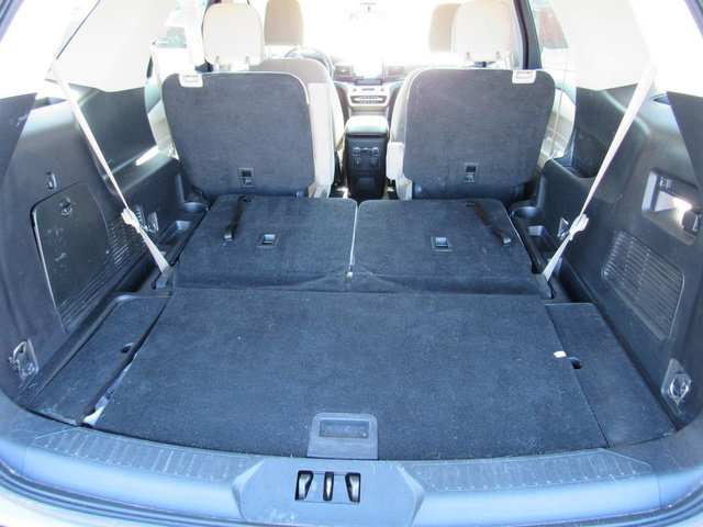 Used 2022 Ford Explorer XLT AWD/4WD image 21