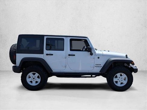 Used 2014 Jeep Wrangler Unlimited Sport w/ Quick Order Package 23S AWD/4WD image 4