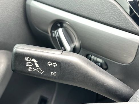 Used 2016 Volkswagen Jetta Sport FWD image 19