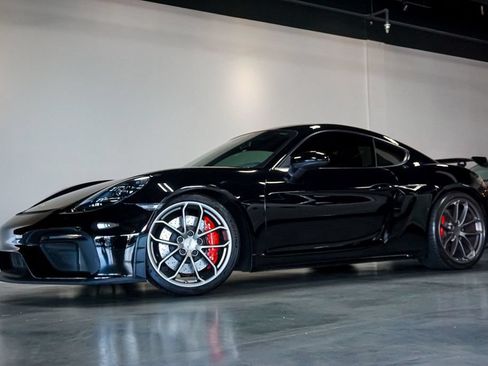 Used 2020 Porsche 718 Cayman GT4 RWD image 74