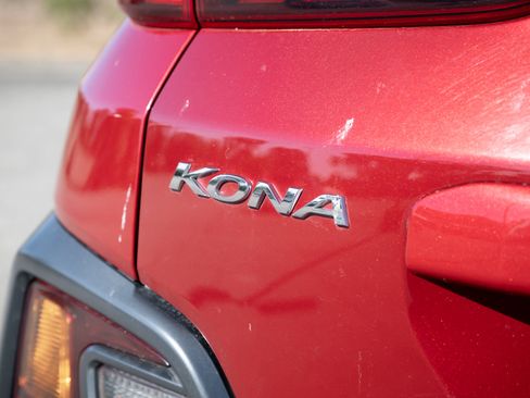 Used 2021 Hyundai Kona Ultimate image 12