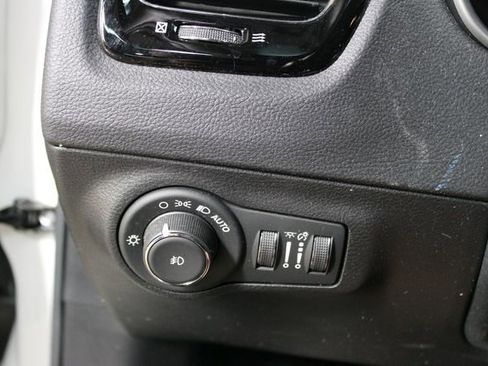 Used 2020 Jeep Compass Limited AWD/4WD image 14
