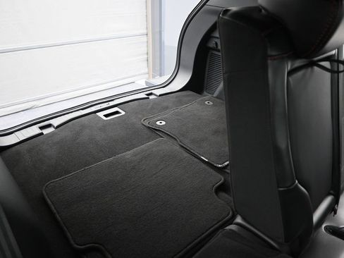 Used 2025 Ford Escape ST-Line image 14