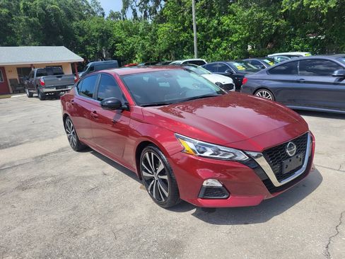 Used 2021 Nissan Altima 2.5 SR w/ SR Premium Package FWD image 60